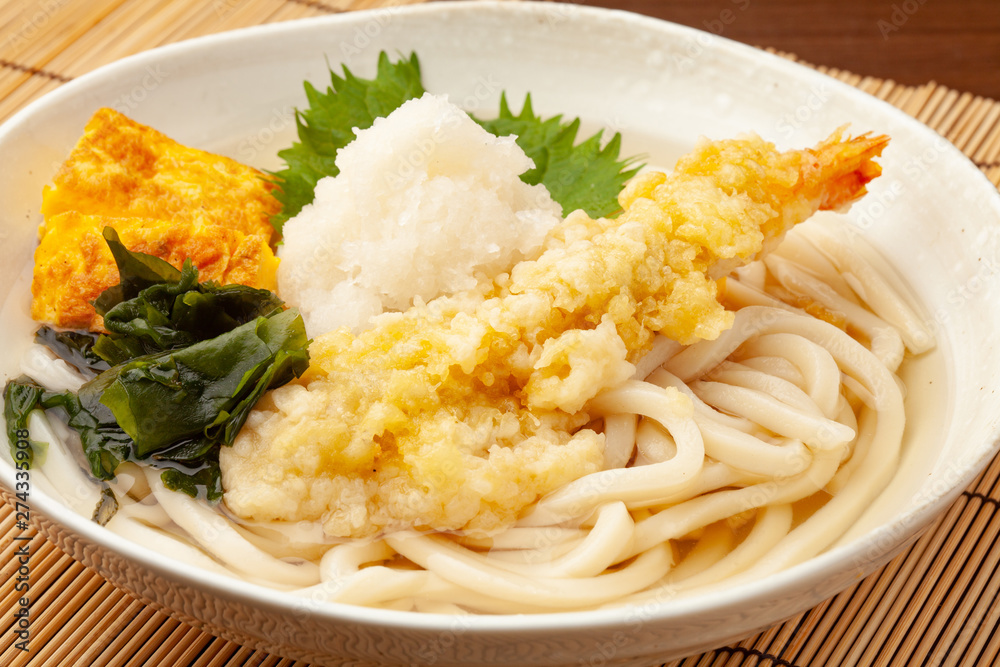 冷やしぶっかけうどん Stock 写真 Adobe Stock