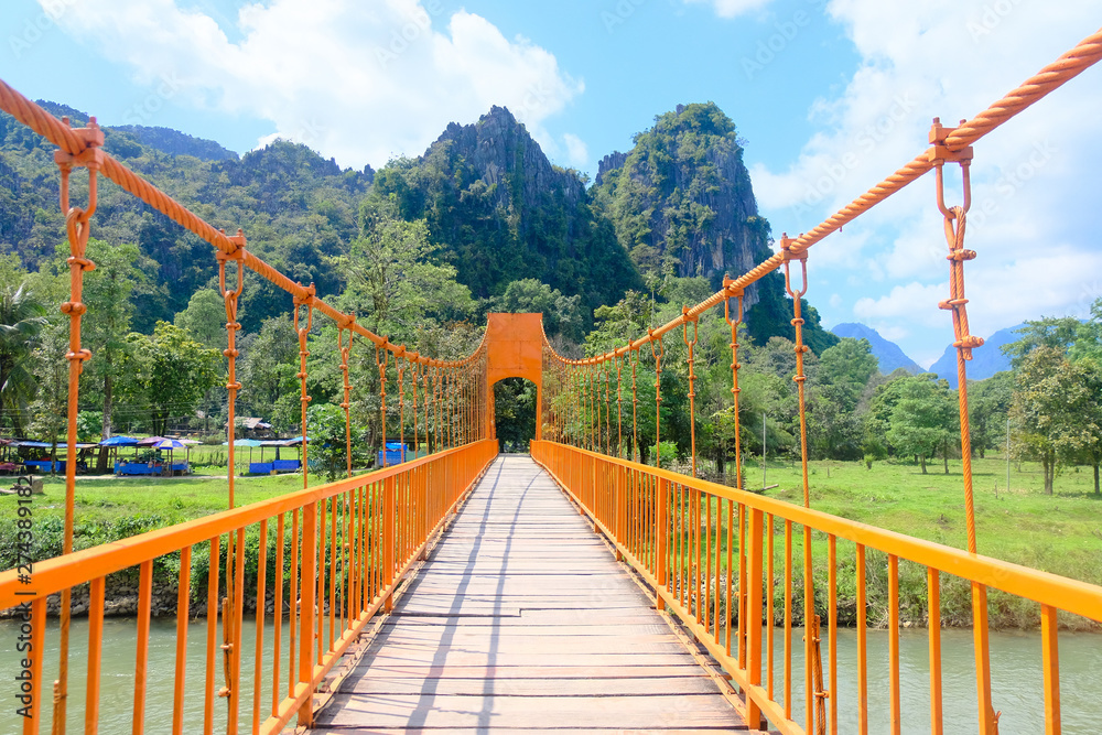 Obraz premium Orange bridge in Vang Vieng, Laos