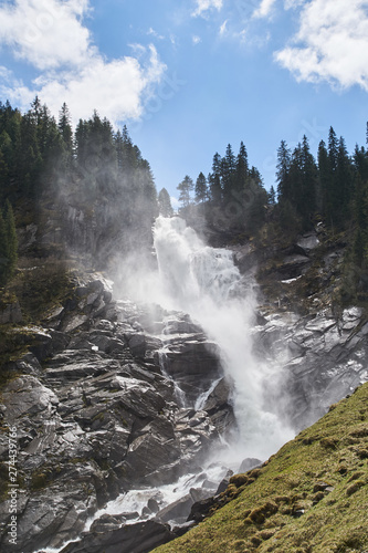 Krimmler Wasserfälle - weltberühmte Sehenswürdigkeit in Österreich