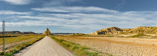 Strasse in der Halbwüste Banderas Reales Navarra