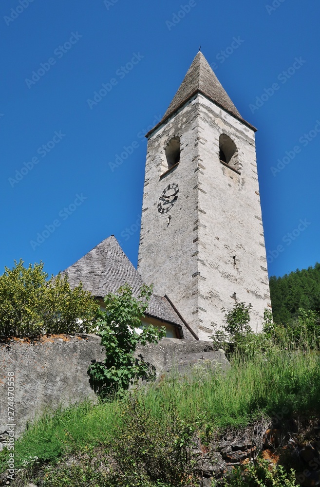 Dorfkirche Lavin, Graubünden, Schweiz