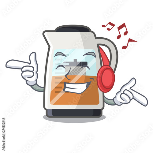 Listening music tea maker is served in cartoon bottle