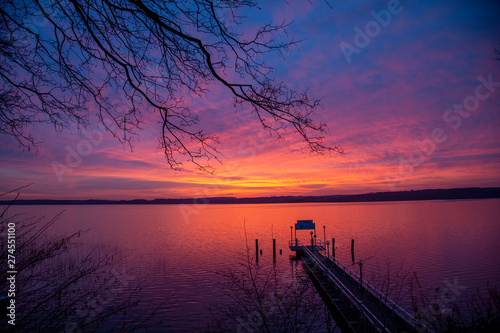 sunset on the lake © funji
