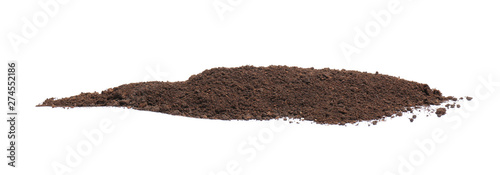 Cuadro en lienzo Pile of humus soil isolated on white