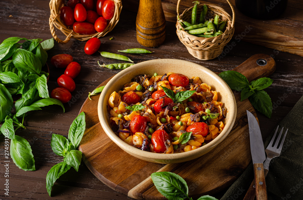 Corn paste with roasted tomatoes and fresh peas and onion Corn paste with roasted tomatoes and fresh peas and onion