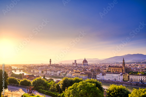 The sunset over Florence, capital of Italy’s Tuscany region. © Jbyard