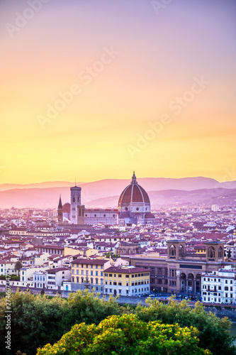 Obraz na płótnie The sunset over Florence, capital of Italy’s Tuscany region. w salonie