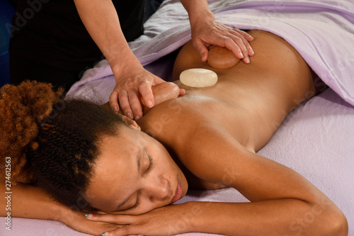 Foto Himalayan Salt Stone Massage Hands On