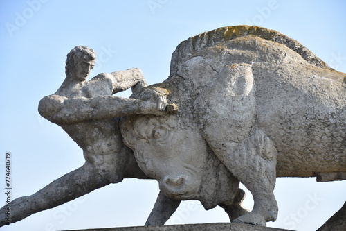Man Wrestling Buffalo Statue between Rustaveli and Udabno, Georgia © Globepouncing
