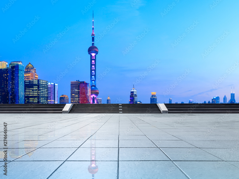 Obraz premium Shanghai skyline and modern city skyscrapers with empty floor,China