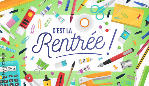 C'est la rentrée - Rentrée des classes - Bannière de rentrée scolaire colorée, avec des fournitures de bureau. photo