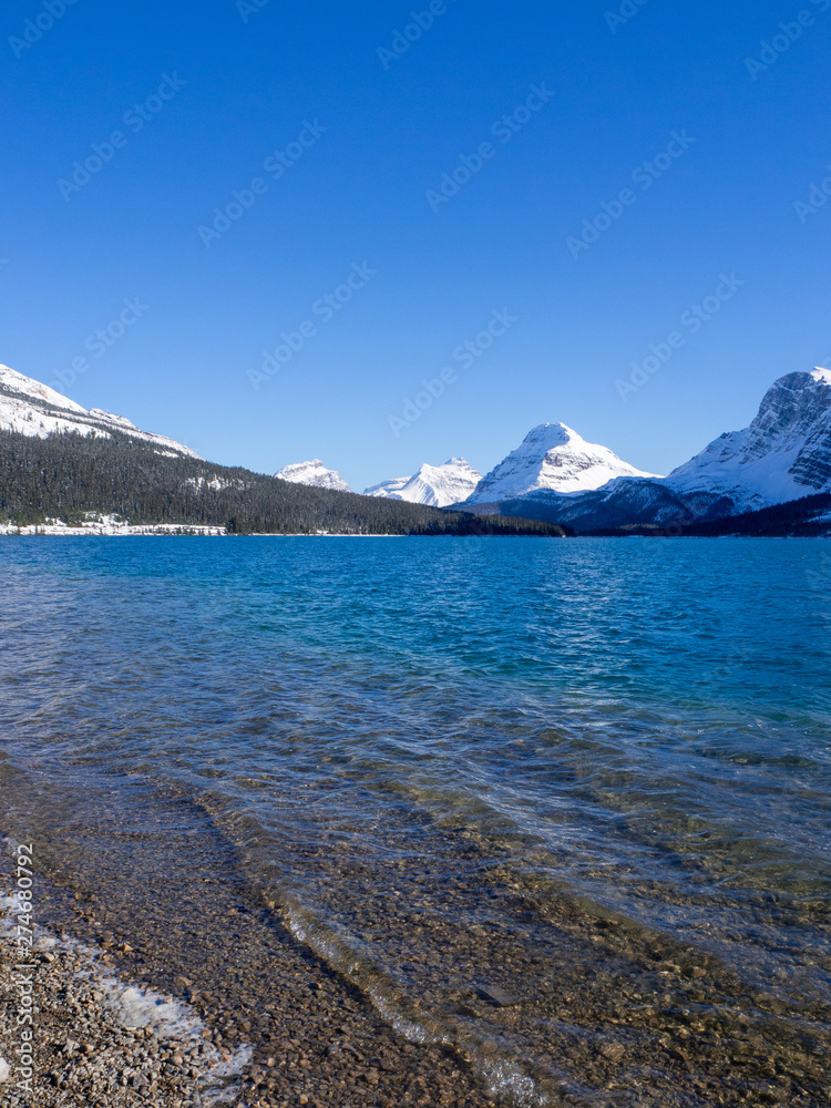 turqoise mountain lake in the rocky mountains