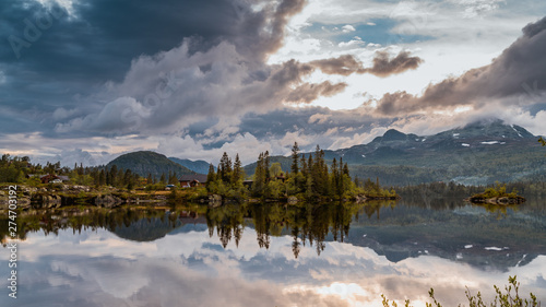 Принти на полотні Gaustatoppen, Rjukan, Góry Skandynawskie, Telemark, 1883 m n
