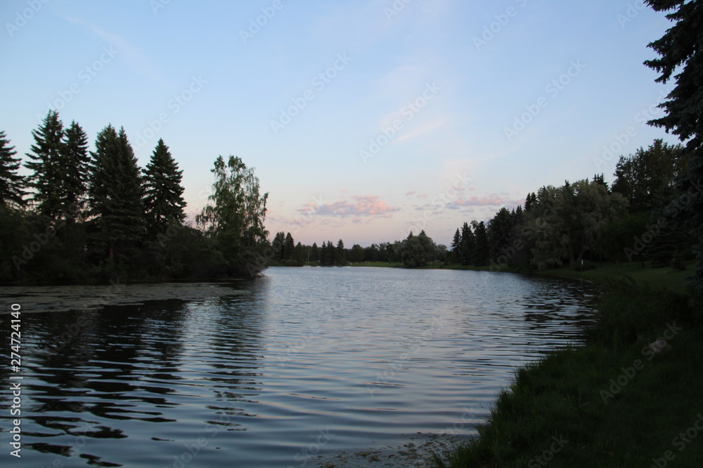 Fototapeta premium Night Comes To The Lake, William Hawrelak Park, Edmonton, Alberta