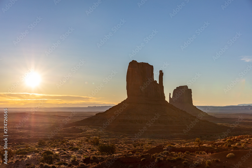 Sunrise at Monument Valley Tribal Park in the Arizona-Utah border, USA