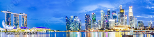 SINGAPORE  SINGAPORE - MARCH 2019  Vibrant panorama background of Singapore skyline at the business bay