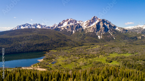 Stanley Lake recreation area in Idaho with mountains and deep green forest