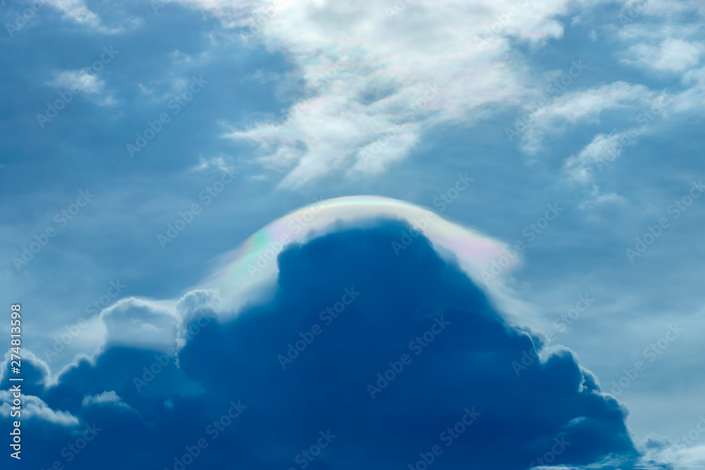 Naklejka premium Beautiful cloud on the sky background.