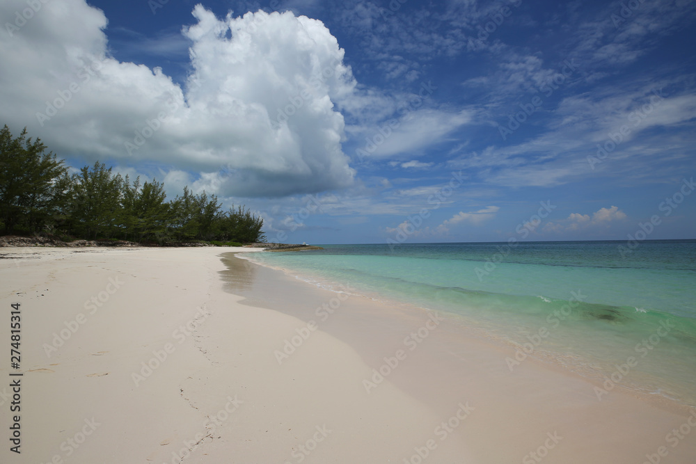 A beautiful Tay Bay Beach at the island of Eleuthera, Bahamas