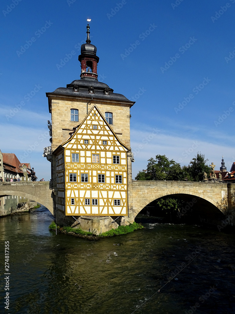 Das Alte Rathaus in Bamberg ist eines der bedeutendsten Bauwerke, das die historische von Bamberg Innenstadt prägt