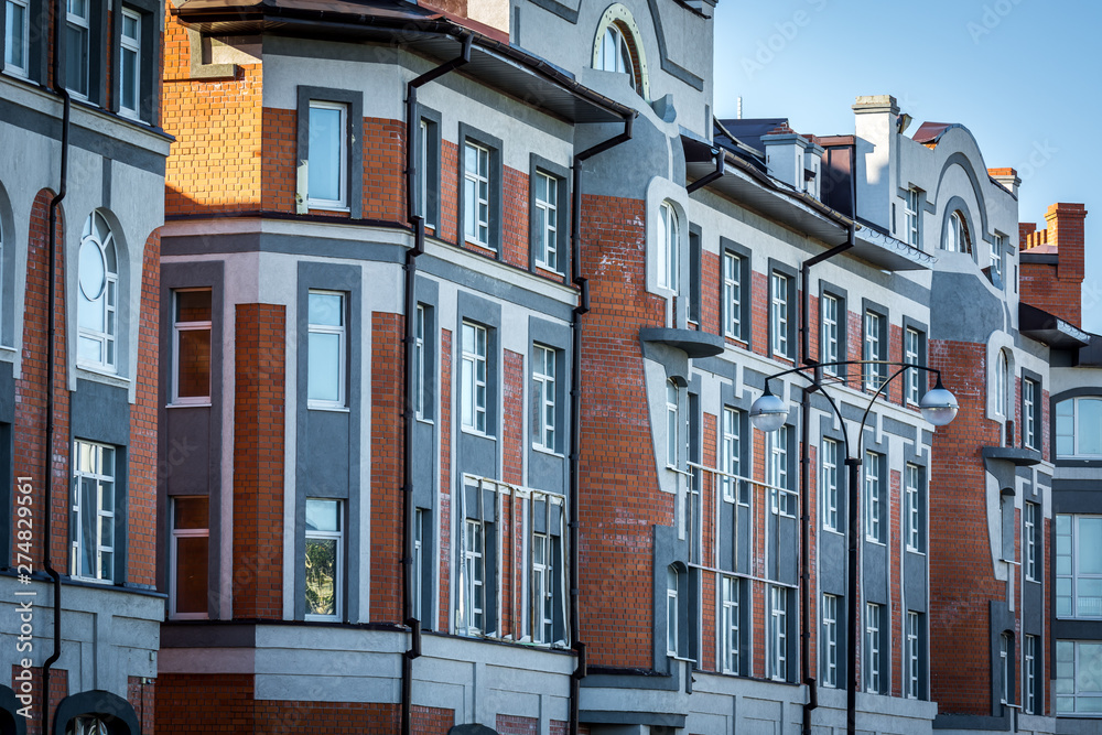 Naklejka premium Beautiful cozy house