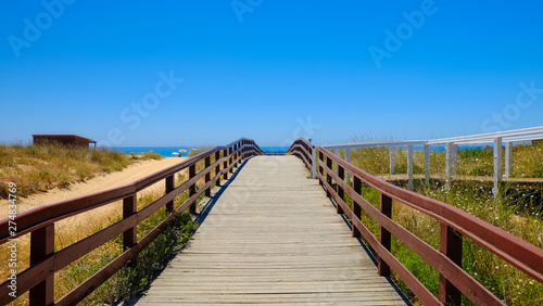 Fototapeta Naklejka Na Ścianę i Meble -  Beach Alvor Poente in Algarve, Portugal.