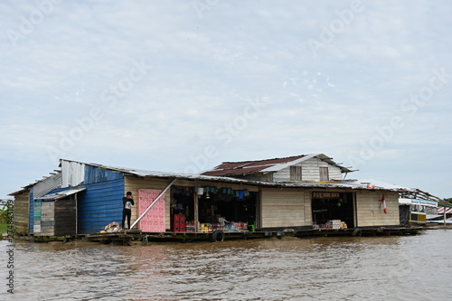 Floating store on Amazon river near Colombian / Peruvian border © Julian