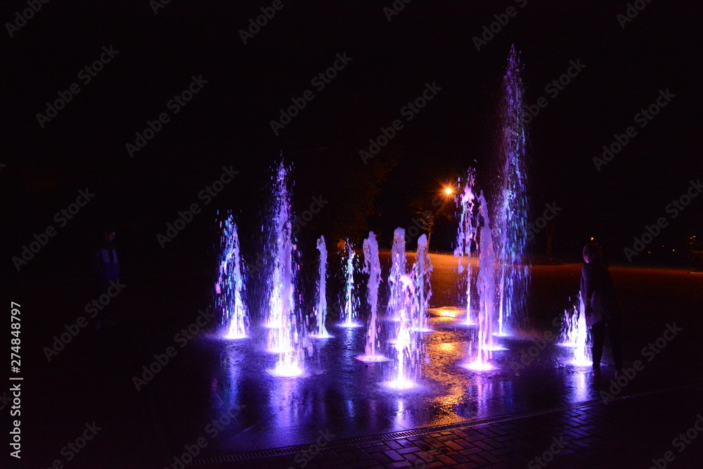 fountain at night