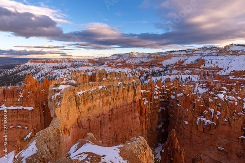 Amphitheater from Sunset Point, Bryce Canyon National Park, Utah, USA
