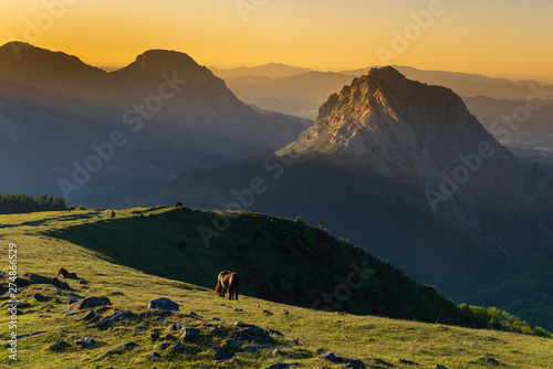 Obraz na płótnie Sunset from Urkiolamendi mountain, Vizcaya, Spain w salonie
