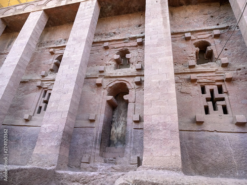 Obraz na płótnie The largest of the churches is Medhane Alem, Lalibela, Ethiopia w salonie