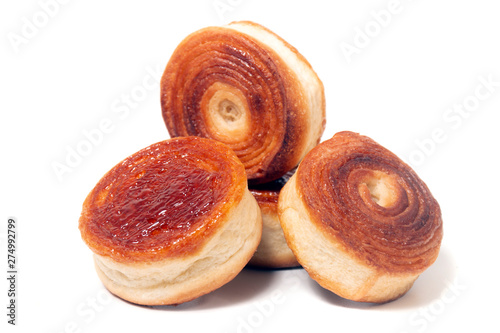 Rolled honey pastries