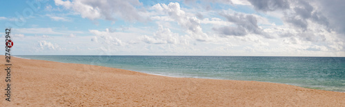 Fototapeta Naklejka Na Ścianę i Meble -  empty sandy beach shoreline