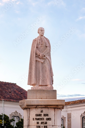 Statue of Francisco Avelar