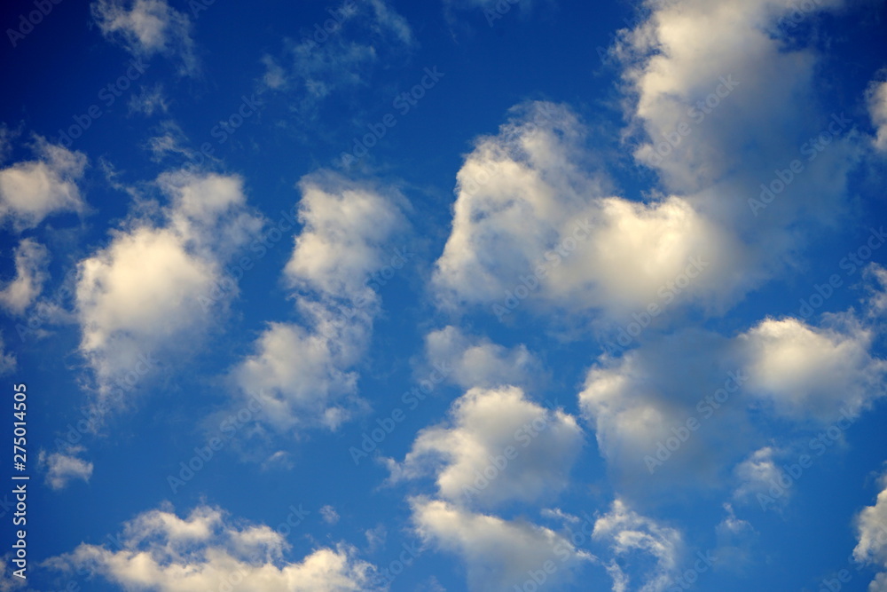background clouds in the evening sky background clouds in the evening sky