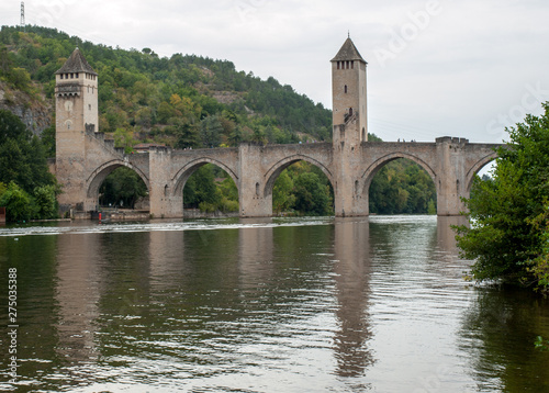 The medieval Pont Valentre over the River Lot, Cahors, The Lot, France © wjarek