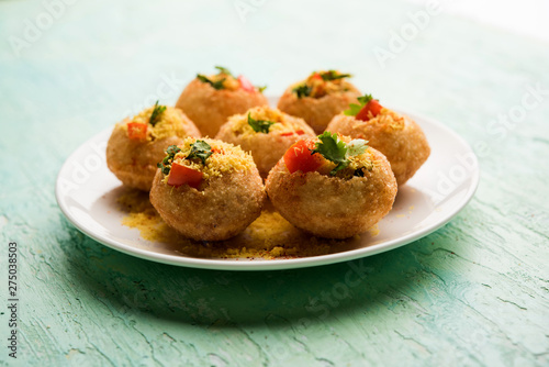 Sev puri - Indian snack and a type of chaat. Popular in Mumbai/pune from Maharashtra. it's a roadside food also served as a starter in restaurants