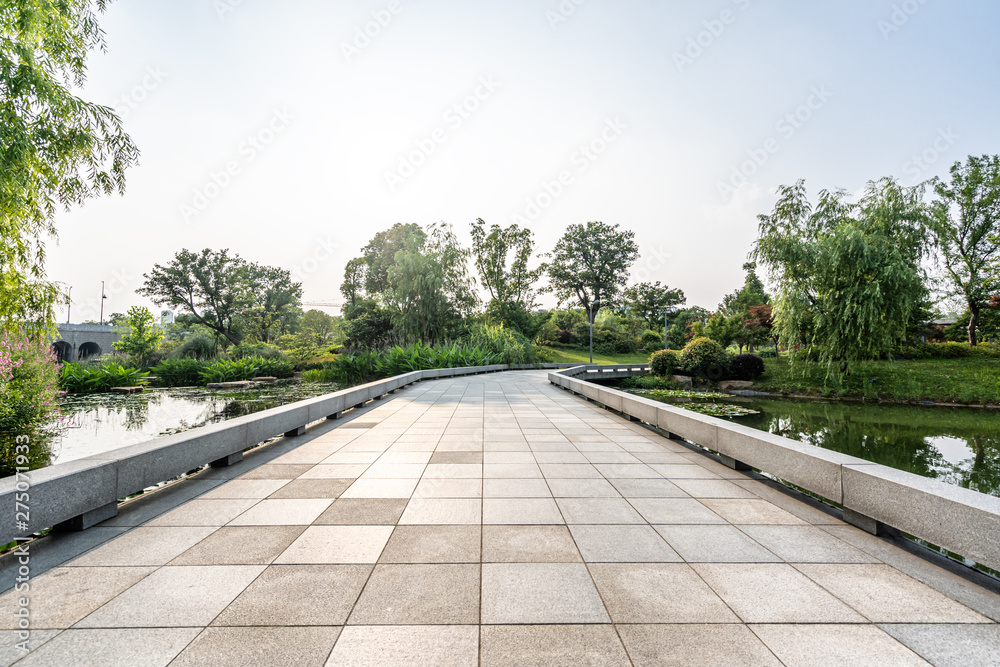 Fototapeta premium road in park