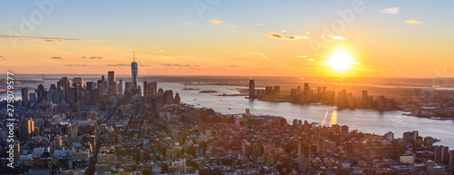 Photography View from observation deck on Empire State Building at sunset - Lower Manhatten
