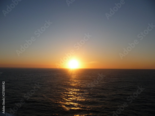 Afrika, Sonnenuntergang über dem Meer © Kirano