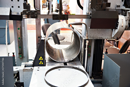 Automatic band saw photo