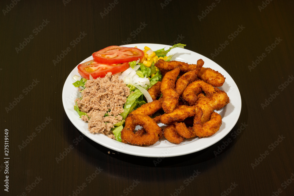 Ensalada de Fingers de pollo Ensalada de Fingers de pollo