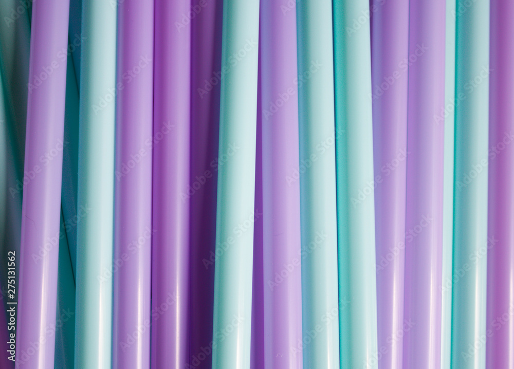 Electric lilac and mint straws.