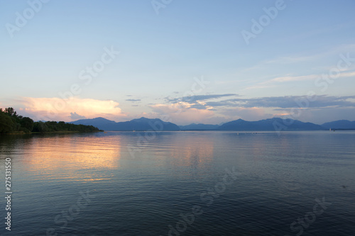 Blaue Stunde am Chiemsee