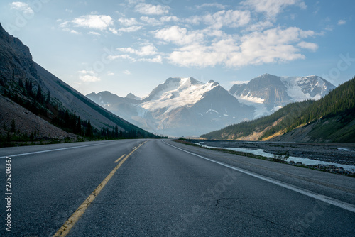 Wallpaper Mural Icefields Parkway from Jasper to Banff Torontodigital.ca
