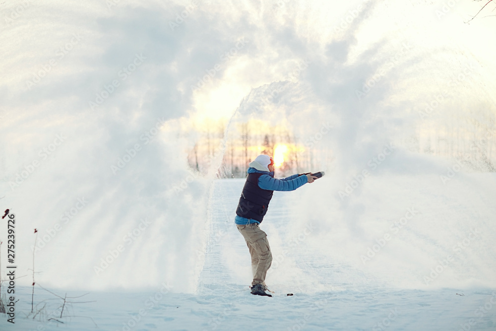 frost effect hot water freezes man pours boiling water frost effect hot water freezes man pours boiling water