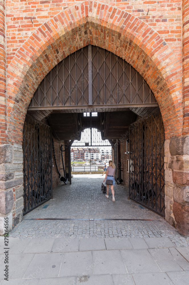 Naklejka premium Brama miejska