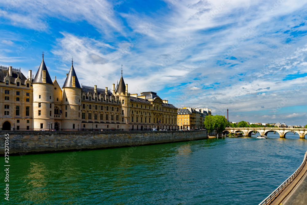  Cour de Cassation und Seine, Paris. Frankreich