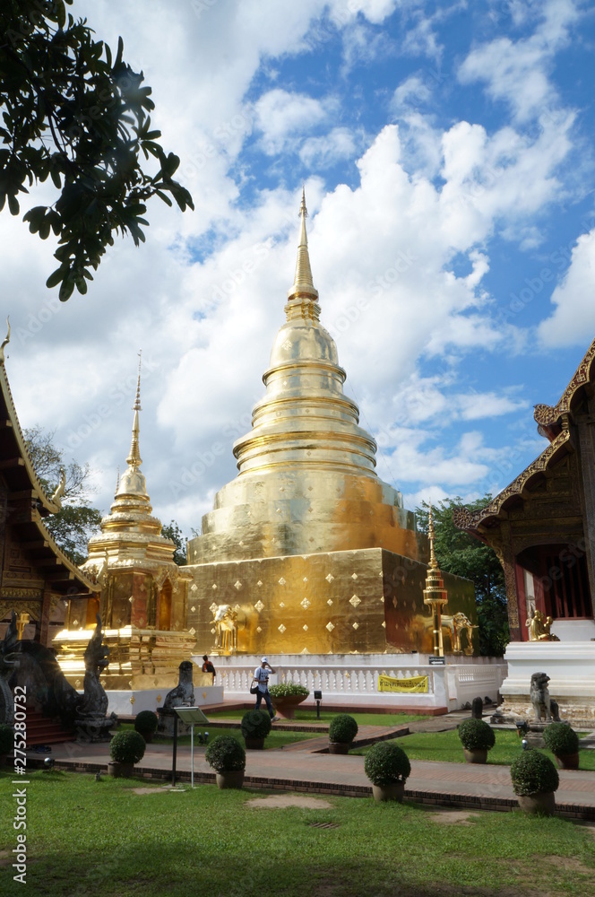Fototapeta premium temple in thailand