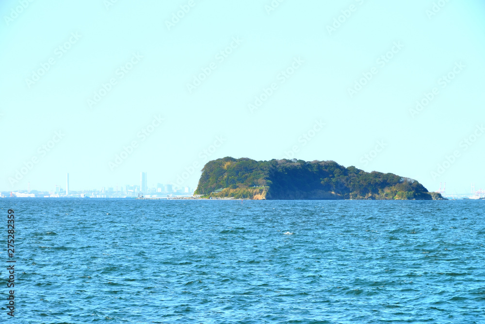 神奈川県横須賀市馬堀海岸の風景